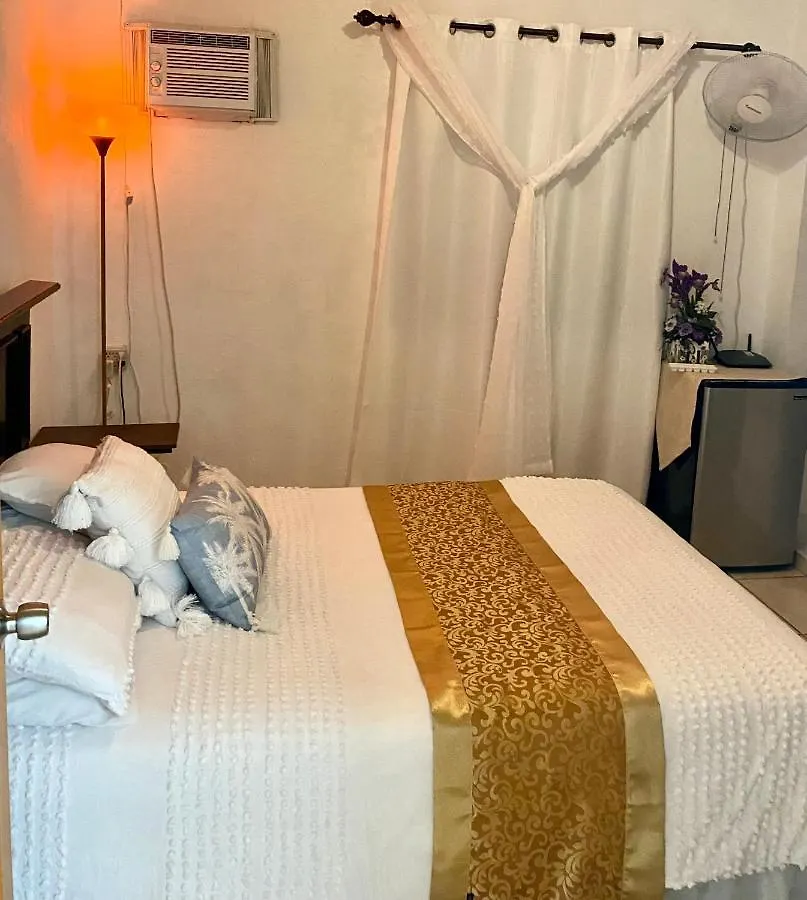 Great Savannah Guesthouse Sabana Grande 2*,
